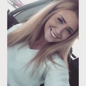 Meet your Posher, Kaylee alissa